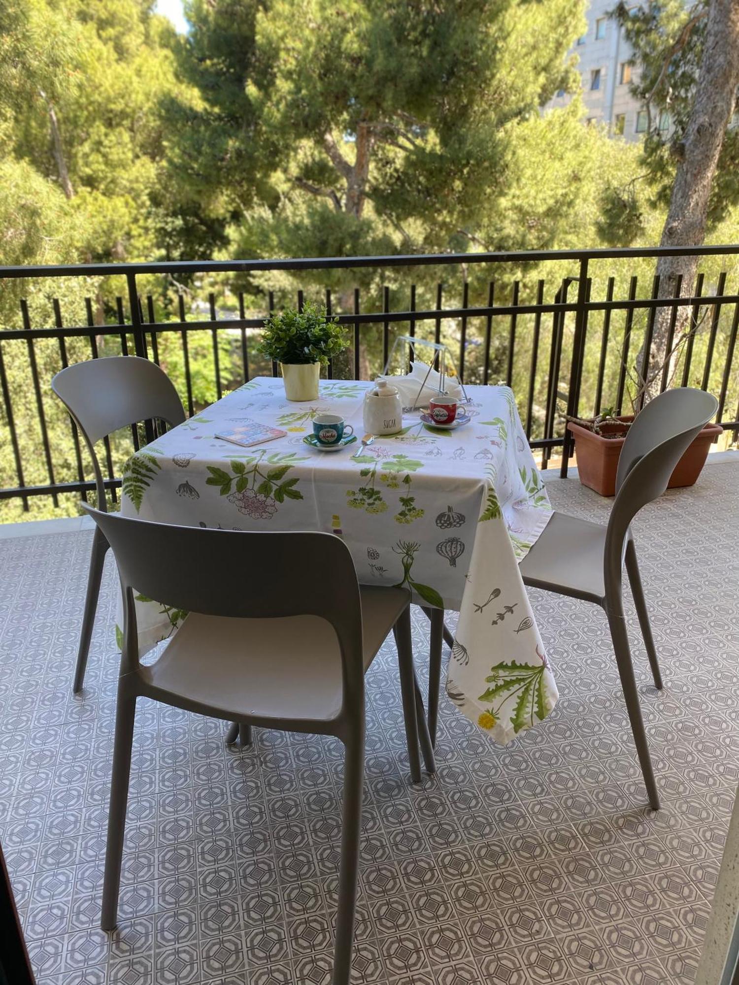 La Casa Di Telen Zona Policlinico Oncologico E Villa De Grecis Bari Bagian luar foto